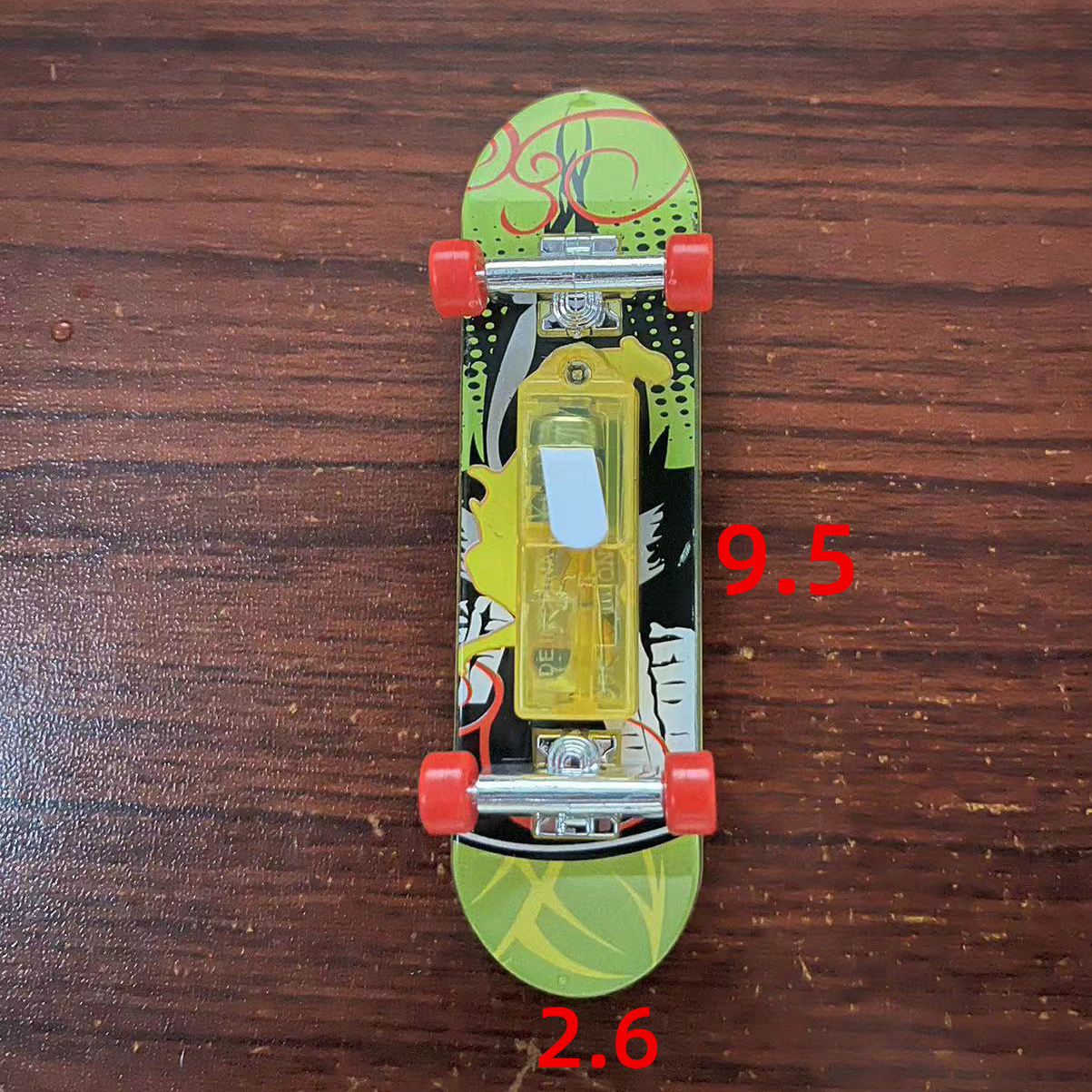 (minus 9.5 x 2.6CM)